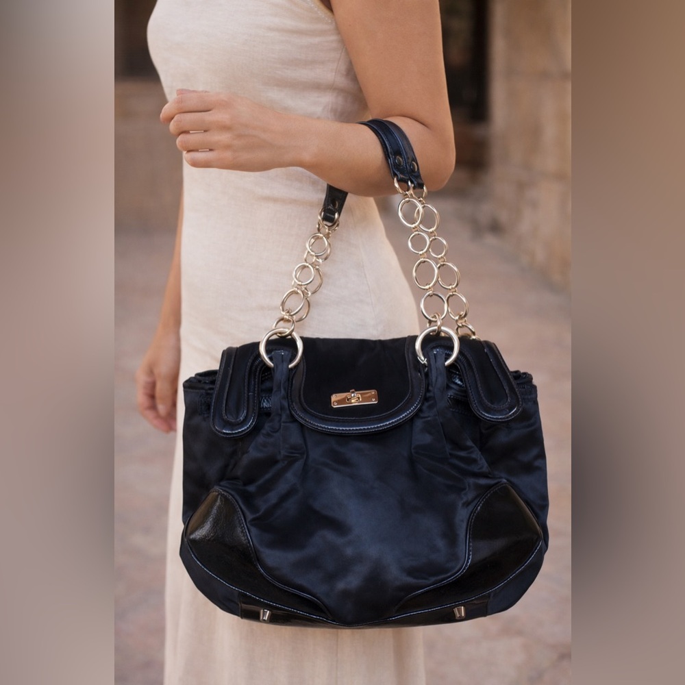 Moschino Patent Leather gold chain strap metal twist closure shoulder bag 77